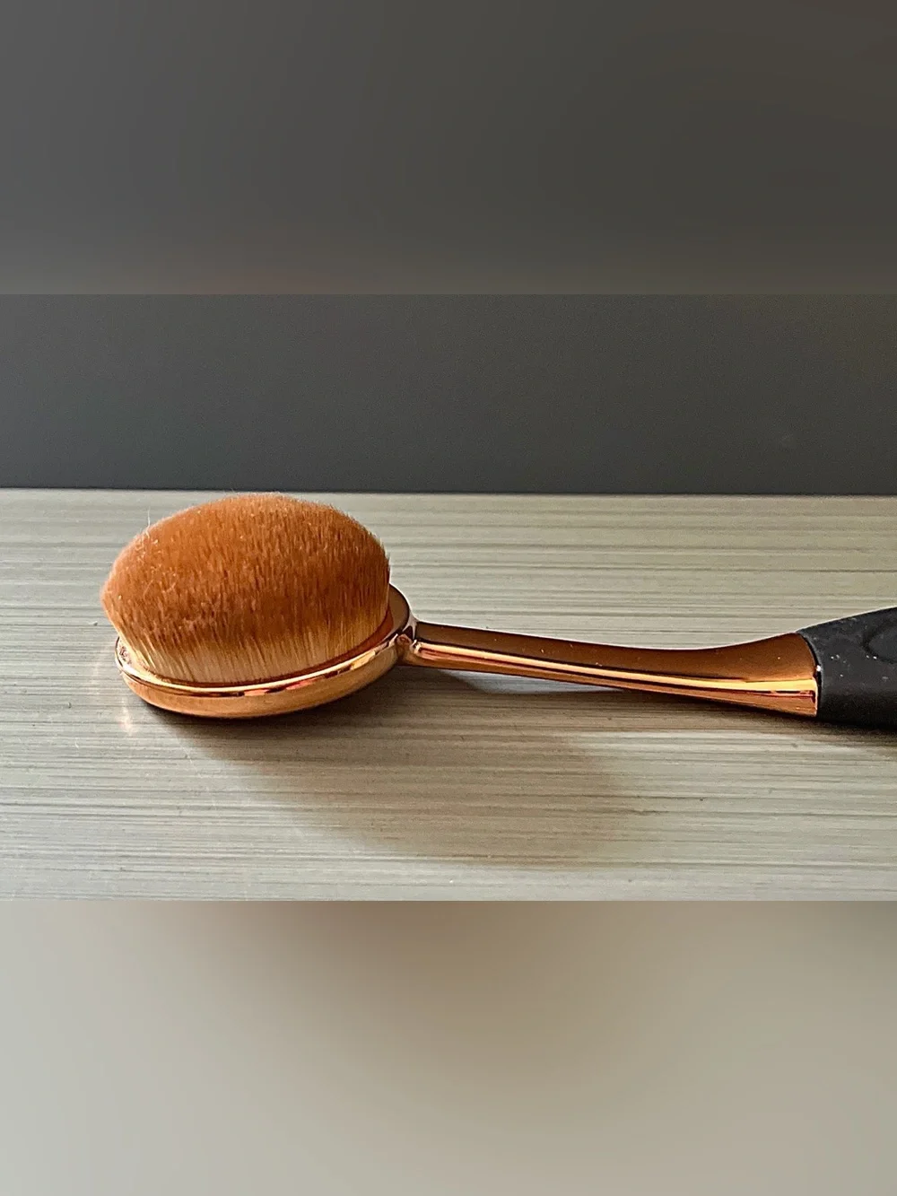 Foundation Brush The Creme Shop K BEAUTY OMG Oval Powder Brush Contour Conceal